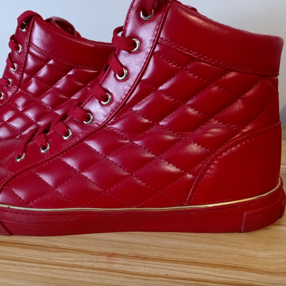 G by Guess Men's Shoe, Size 11 US, Red Texture with Gold trim